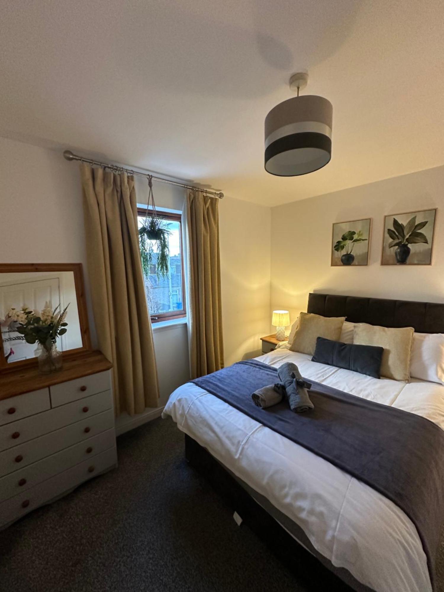 Dalneigh Lovely Modern 2 Bedrom Unit Close To City Center מראה חיצוני תמונה